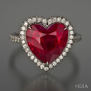 10K White Gold Heart Shape Solitaire Ring with Garnet and Diamonds